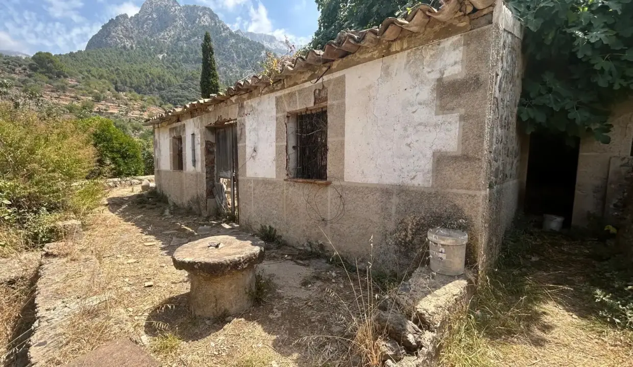 7bc070a9-5a46-45ca-ae37-c7f91232169e